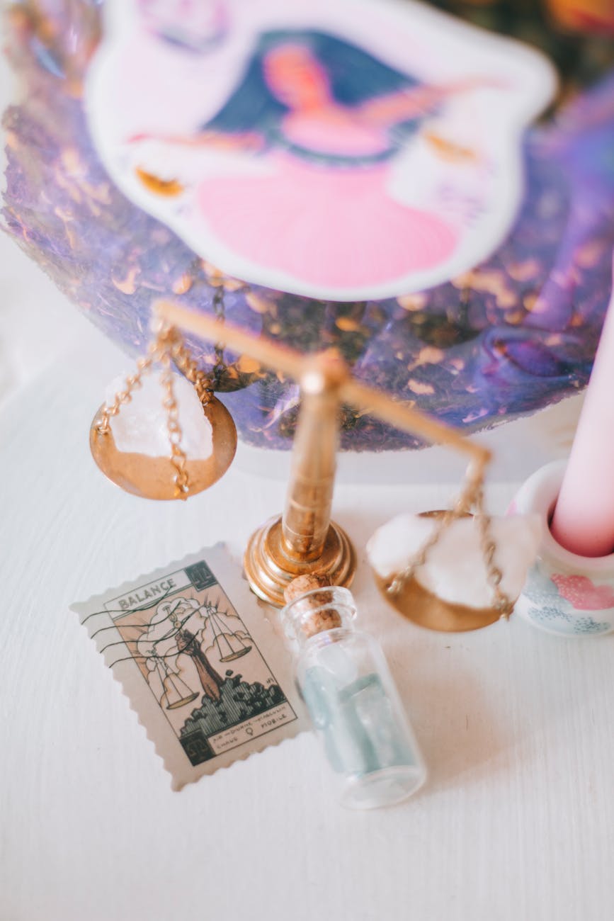 What’s the Difference between Tarot and Oracle Cards?